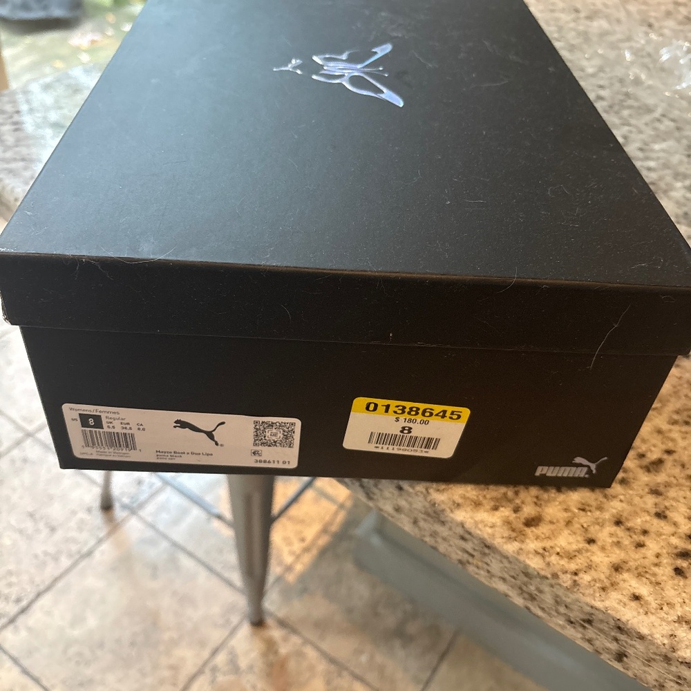 Brand new Puma fashion boots